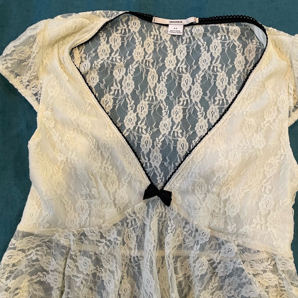 Kimchi Blue Cream and White Lace Top - Picture 7 of 7